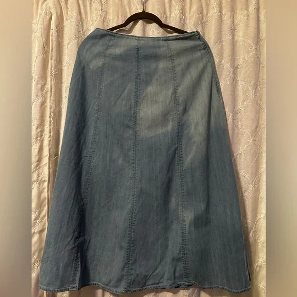 Banana Republic Denim Skirt - Picture 2 of 4